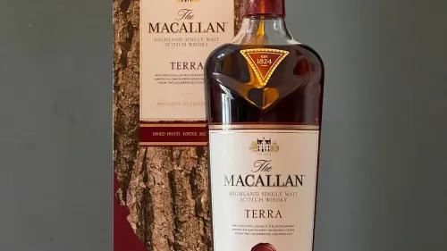 What are the Top 5 Macallan Bottles to Gift on Valentine'
                style=